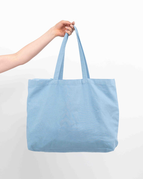LIGHT BLUE // SIGNATURE SHOPPER