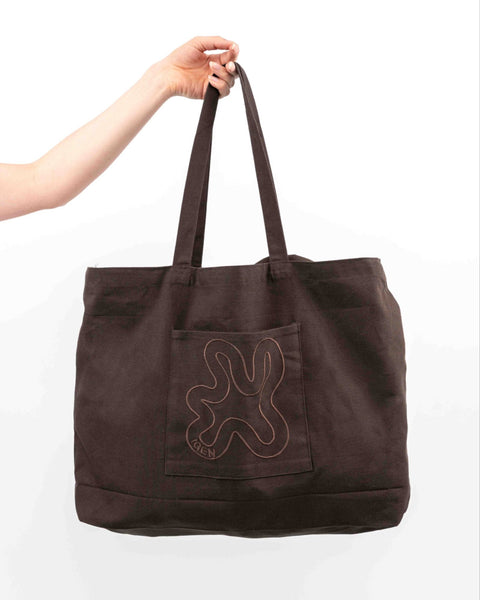 BROWN // SIGNATURE SHOPPER