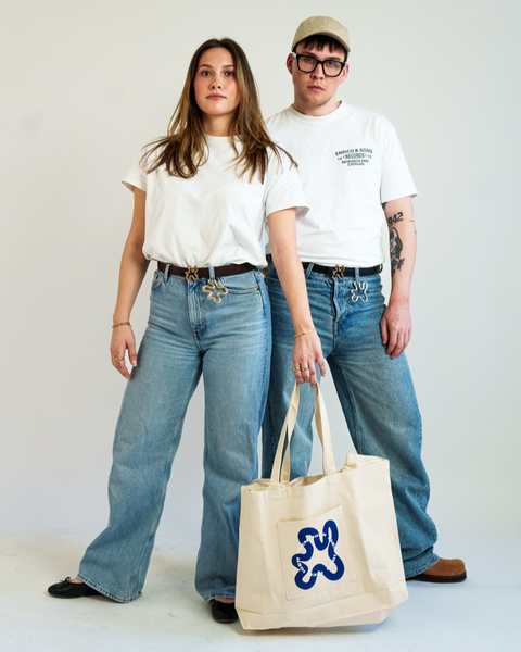 SIGNATURE SHOPPER // Blue Swirl