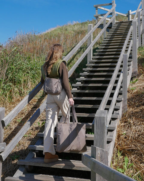 SHIELD CROSSBODY MINI SHOPPER // Grey