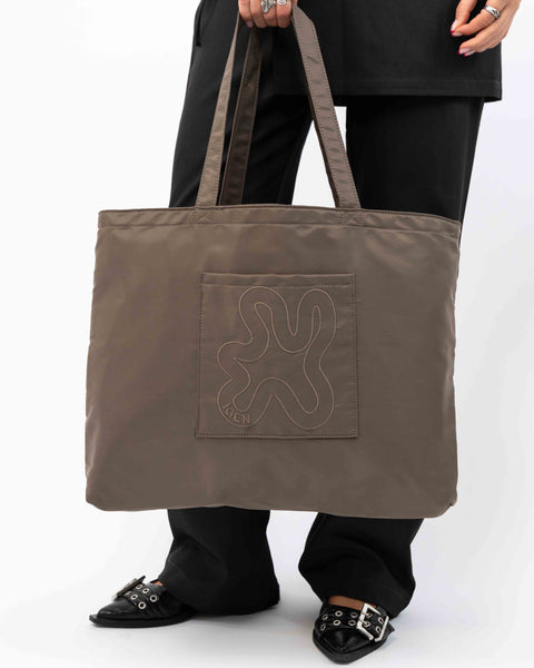 SHIELD SIGNATURE SHOPPER // Grey
