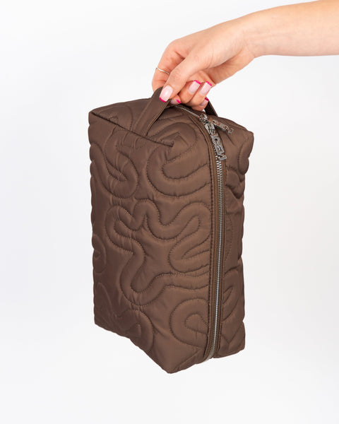 SWIRL BEAUTY BAG // MEGA