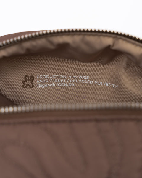 SWIRL BEAUTY BAG // MEGA