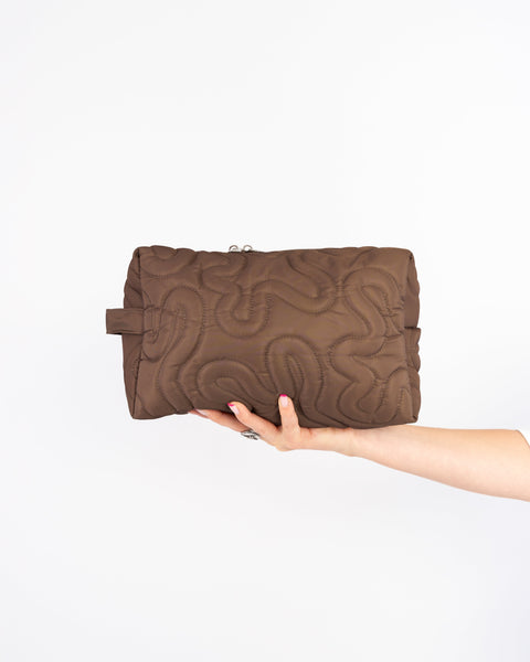 SWIRL BEAUTY BAG // MEGA
