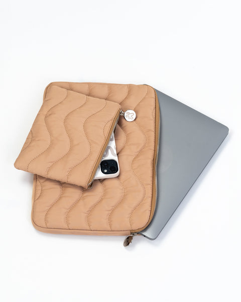 ISA COMPUTER SLEEVE