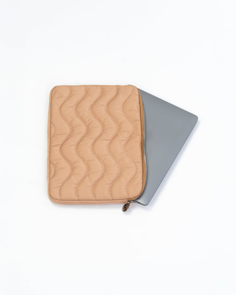 ISA COMPUTER SLEEVE
