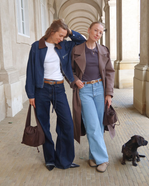 BROWN SHOPPERS
