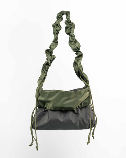 Green Shield Midi shopper med vendbar funktion. To tasker i én. Green og dark grey shopper. 
