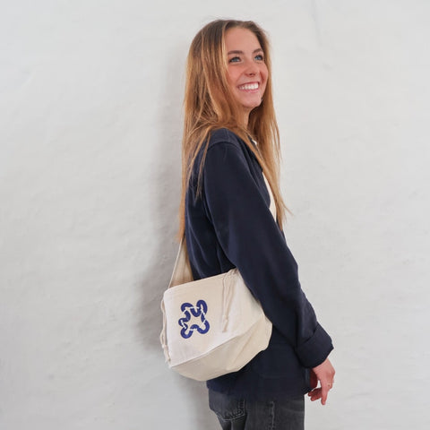 MINI SHOPPER CROSSBODY // Blue Swirl