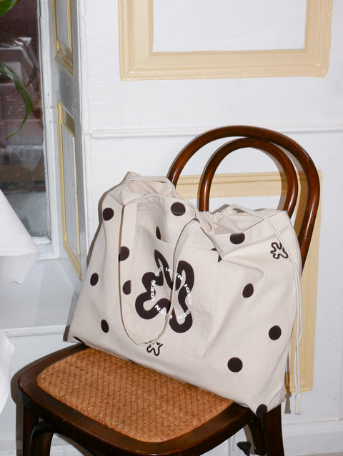 SIGNATURE SHOPPER // BROWN DOTS