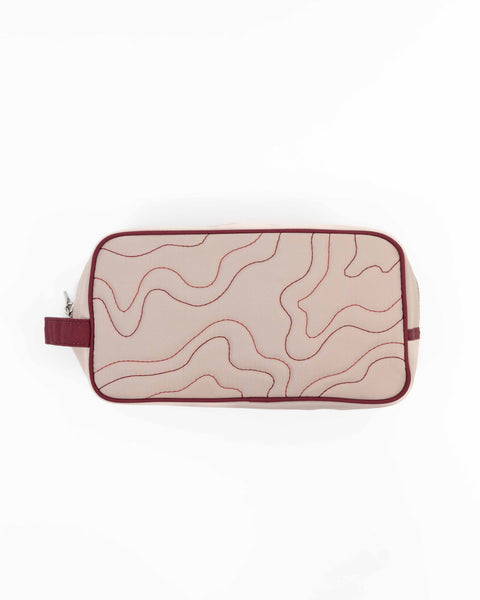 BEAUTY BAG // Cherry