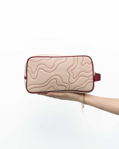 BEAUTY BAG // Cherry