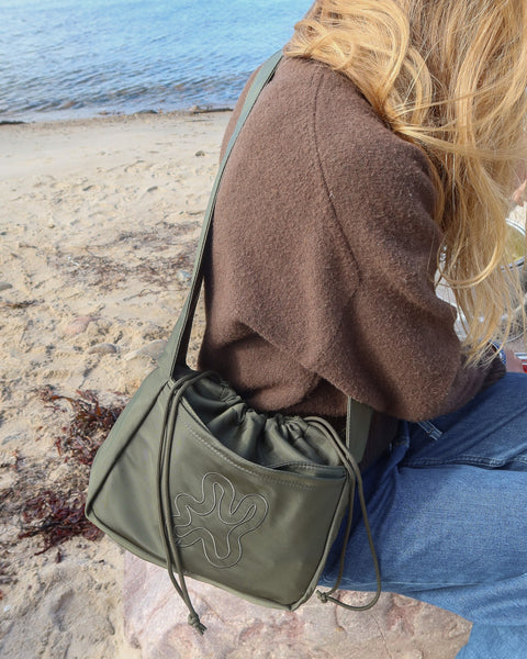SHIELD CROSSBODY MINI SHOPPER // Green