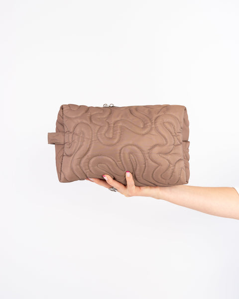 SWIRL BEAUTY BAG // MEGA