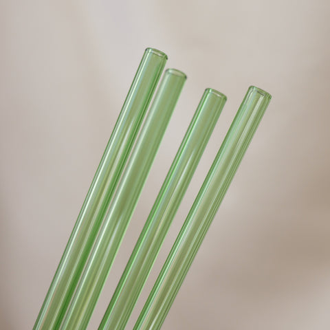 STRAW // Green