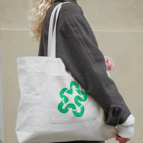 SIGNATURE SHOPPER // Green Swirl